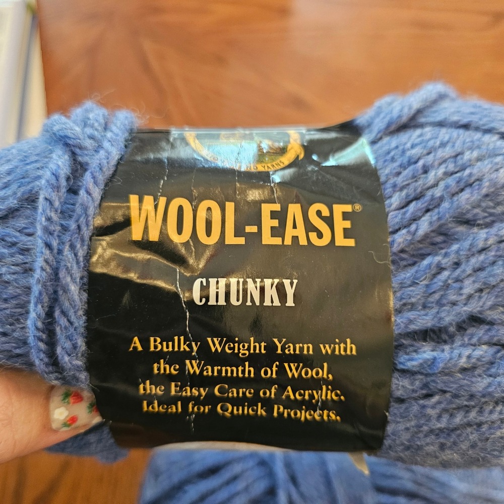 Lion Brand Wool-Ease Chunky Bluebell Yarn Lot of 2 Bulky Wool Blend 630-107 - Picture 2 of 5